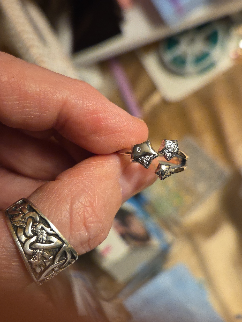 Pandora Silver Star Open Ring with Clear Stones - Picture 4 of 4
